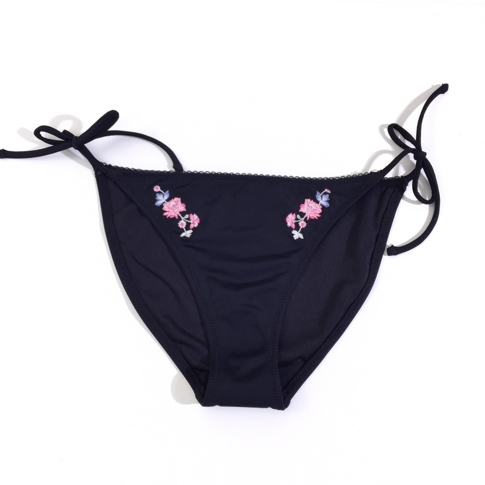 Topshop Black Embroidered Flower Bikini Bottoms 6